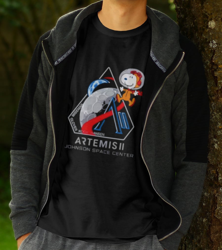 Artemis II Snoopy Johnson Space Center NASA Moon Mission T-Shirt
