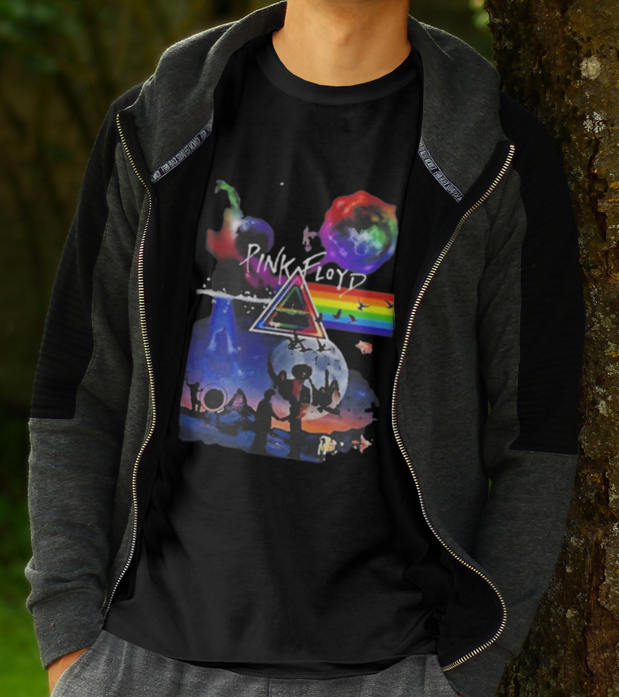 Pink Floyd Psychedelic Birds Colorful Rainbow Triangular Prism T-Shirt