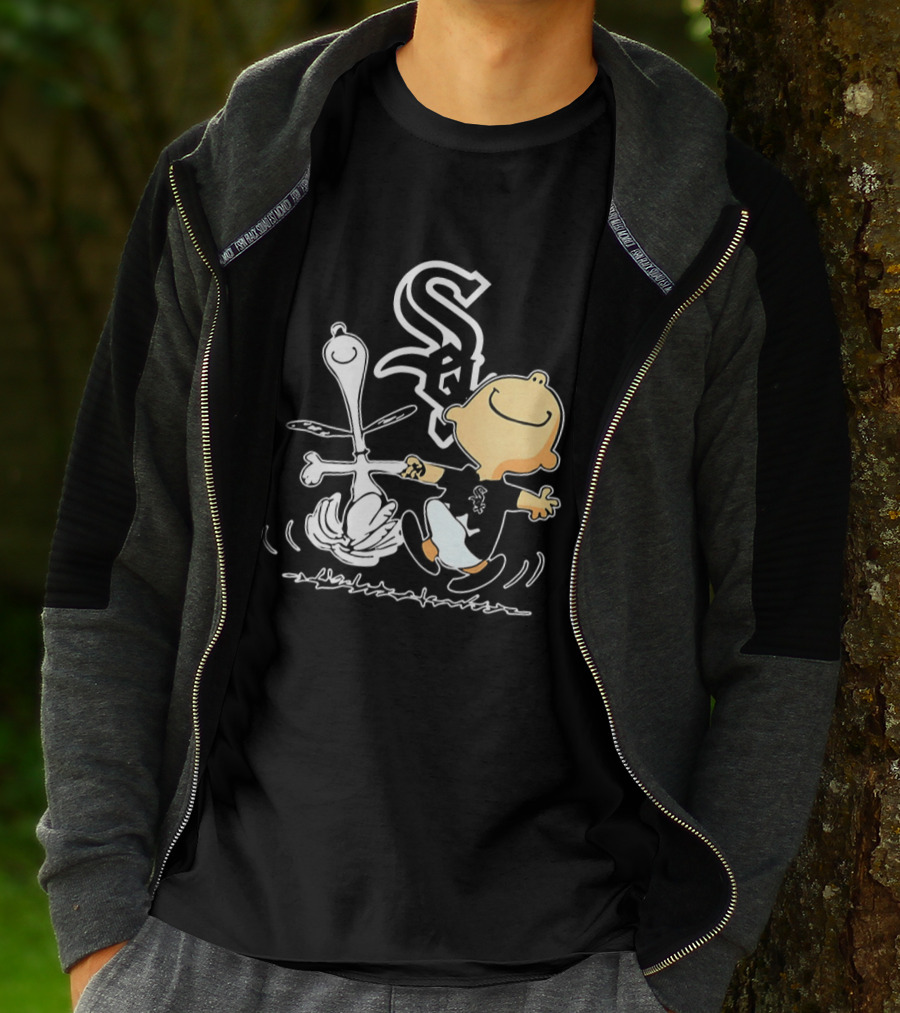 Charlie Brown Snoopy Chicago White Sox Dance Peanuts Comic Strip T-Shirt
