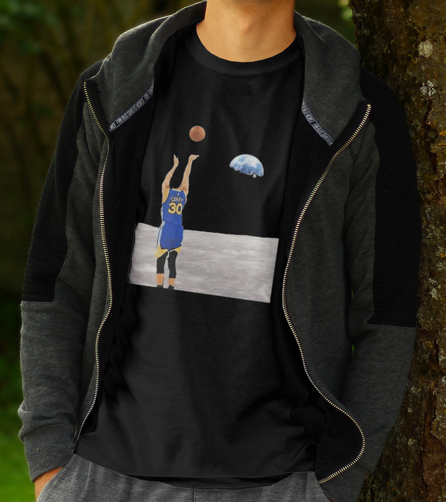 Stephen Curry 30 Shooting Basketball From Moon Earth View T-Shirt
