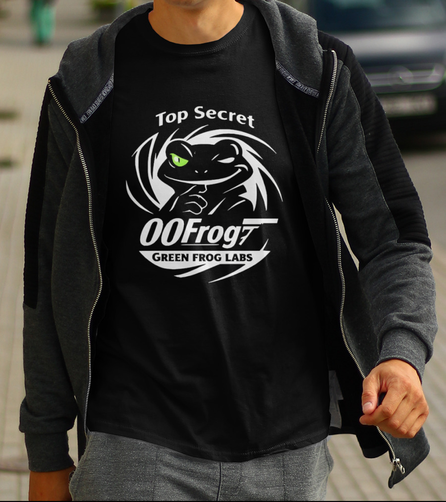 Top Secret 00Frog7 Green Frog Labs Covert Agent Frog T-Shirt