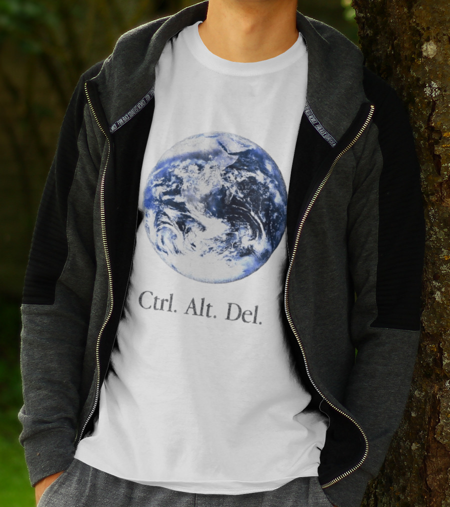 Earth Ctrl Alt Del Retro Computing Humor T-Shirt