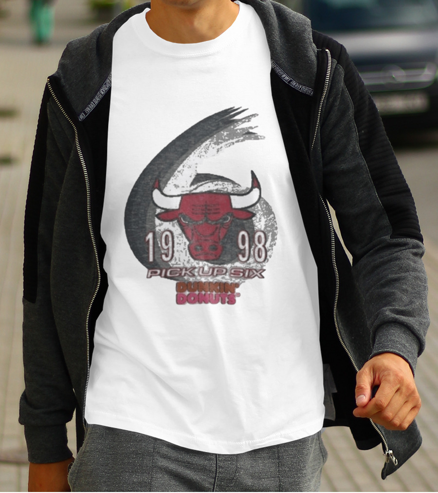 1998 Chicago Bulls Pick Up Six Dunkin' Donuts Promo T-Shirt