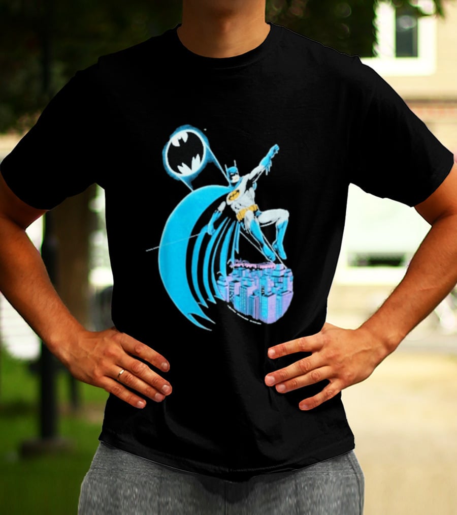 Wyco 1988 Batman DC Comics Retro Hero Gotham City Scene T-Shirt