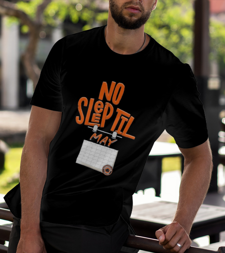 No Sleep Til May Armchair Illinois Fighting Illini Calendar T-Shirt