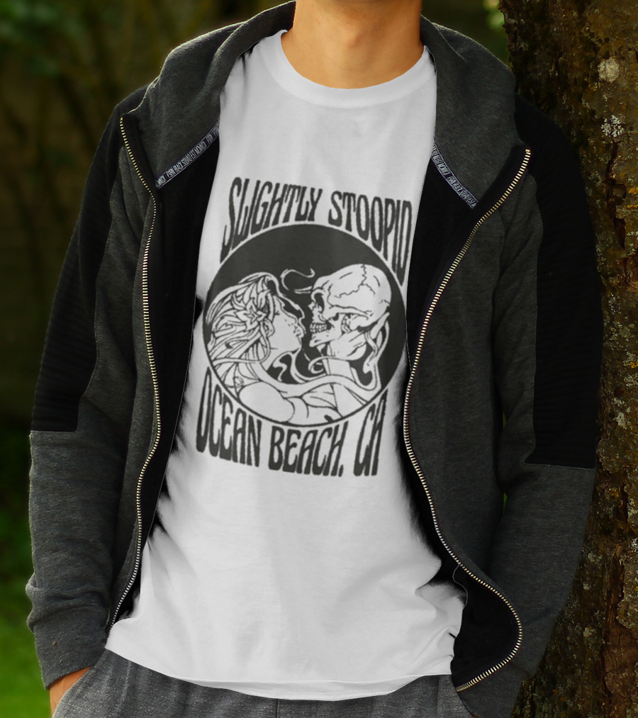 Slightly Stoopid Ocean Beach Skull Kiss T-Shirt