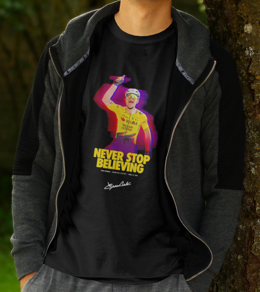 Never Stop Believing Jumbo Visma Leese Quake Signature T-Shirt