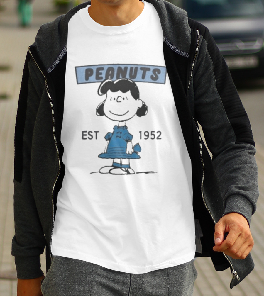 Peanuts Lucy Smile Est 1952 Vintage Comic T-Shirt