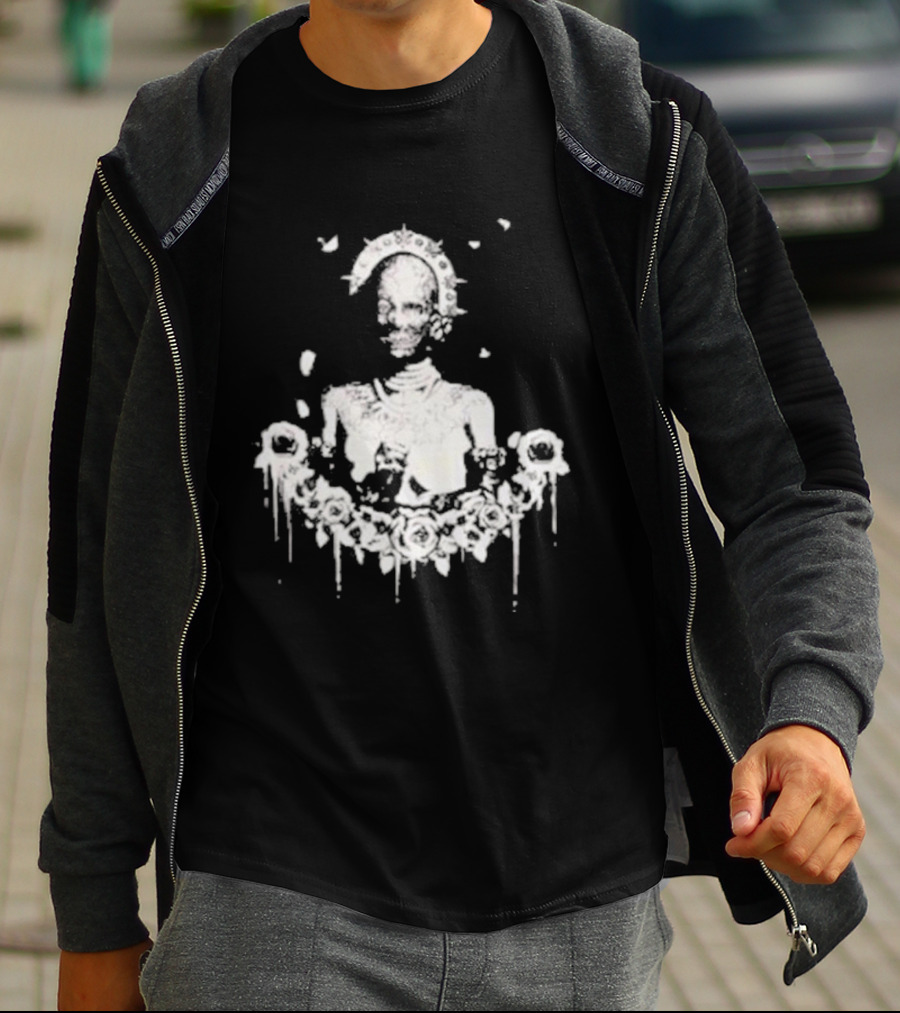 Red Barrels Games Liliya Roses And Skeletons T-Shirt