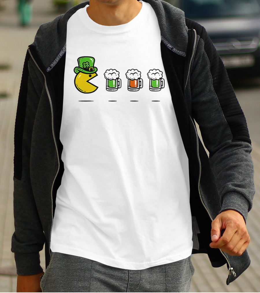 Pac Man St Patrick's Day Leprechaun Hat With Green Beer S T-Shirt
