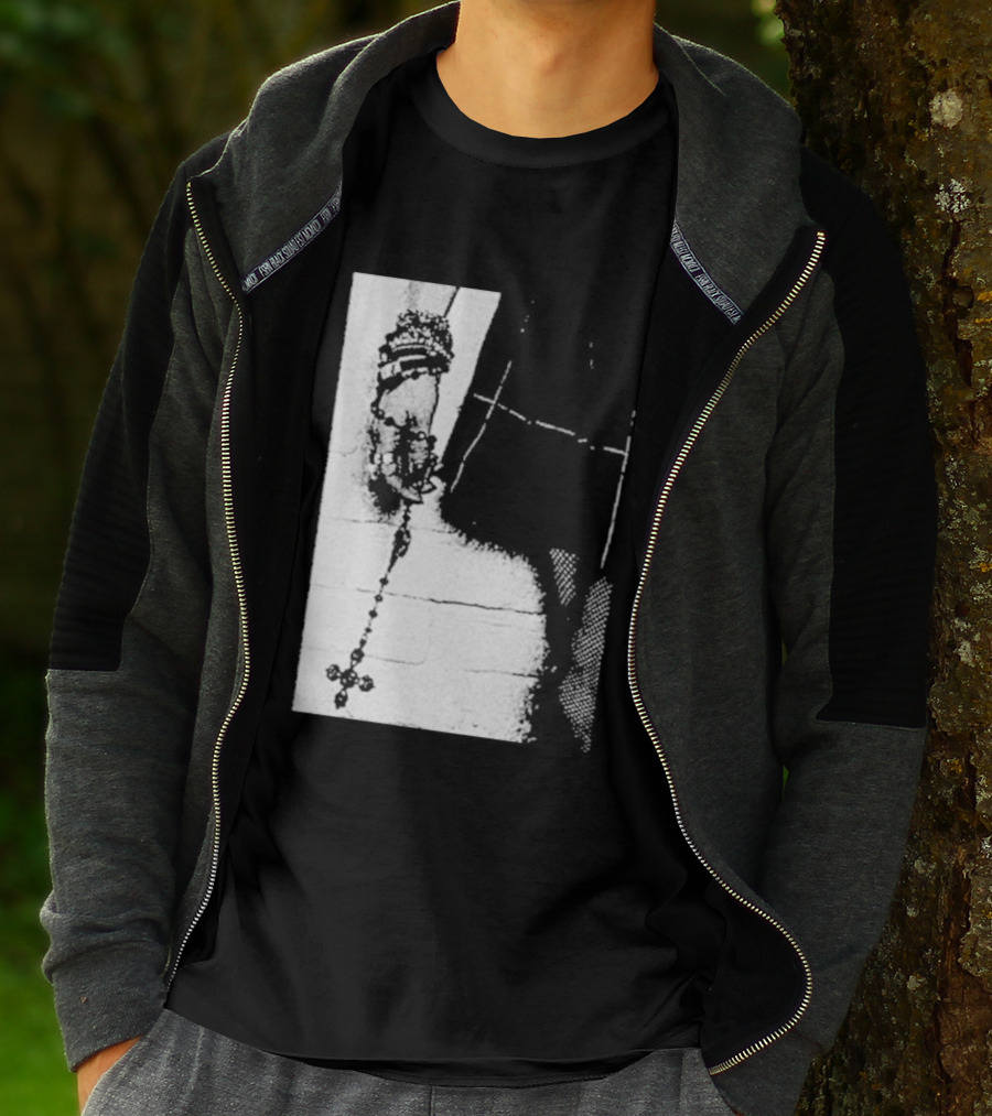 The Pretty Reckless Rosary Baphomet XScreaming T-Shirt