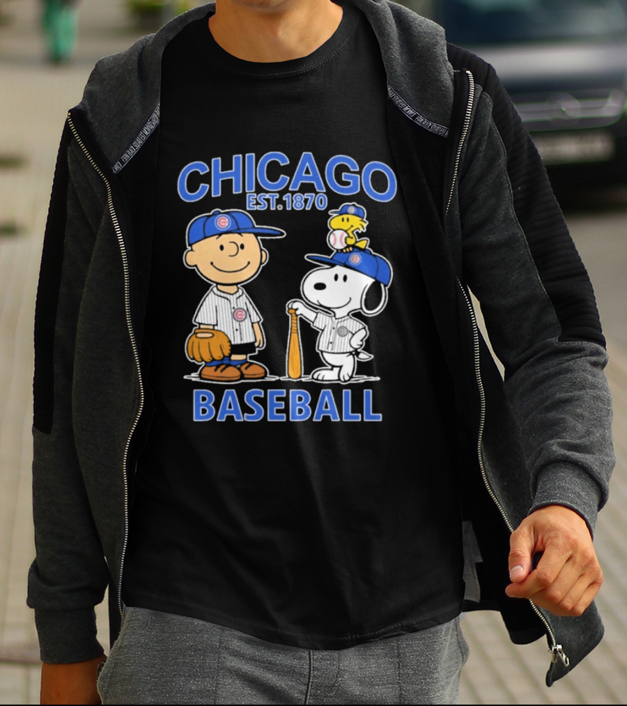 Chicago Est 1870 Snoopy Woodstock Baseball Charlie Brown Cubs T-Shirt