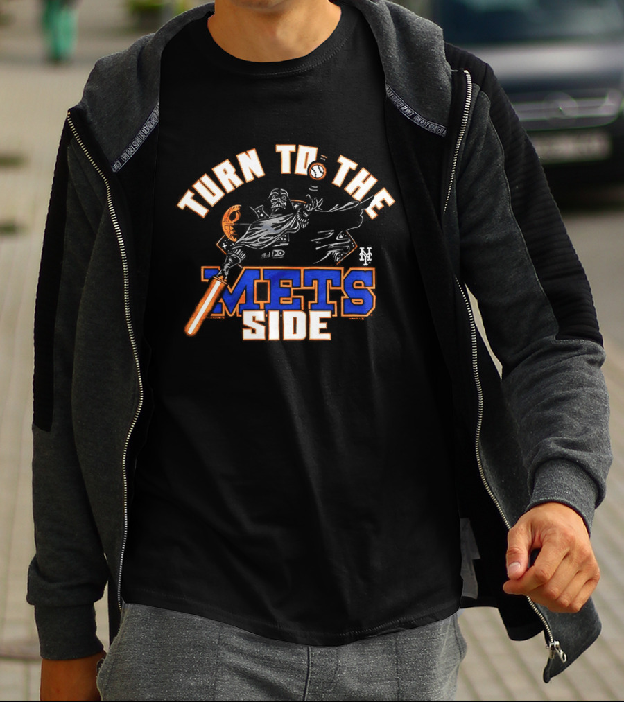Turn To The Mets Side Darth Vader Star Wars Yankees Fans T-Shirt