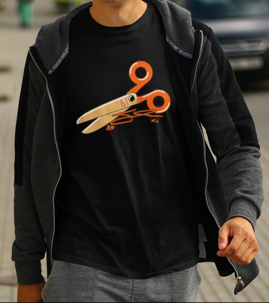 Cutter Gauthier Scissors 61 Orange T-Shirt