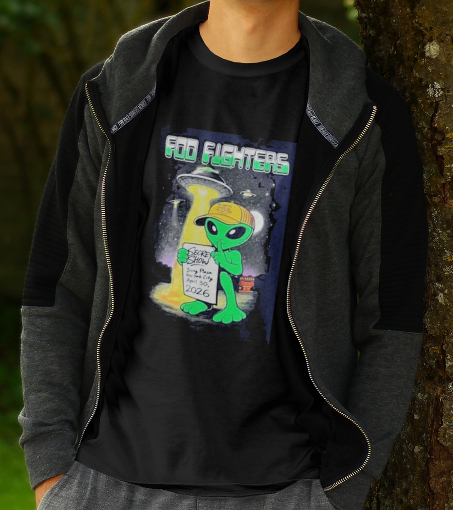 Foo Fighters Secret Show UFO Alien Theme NYC Irving Plaza April 30 2026 T-Shirt