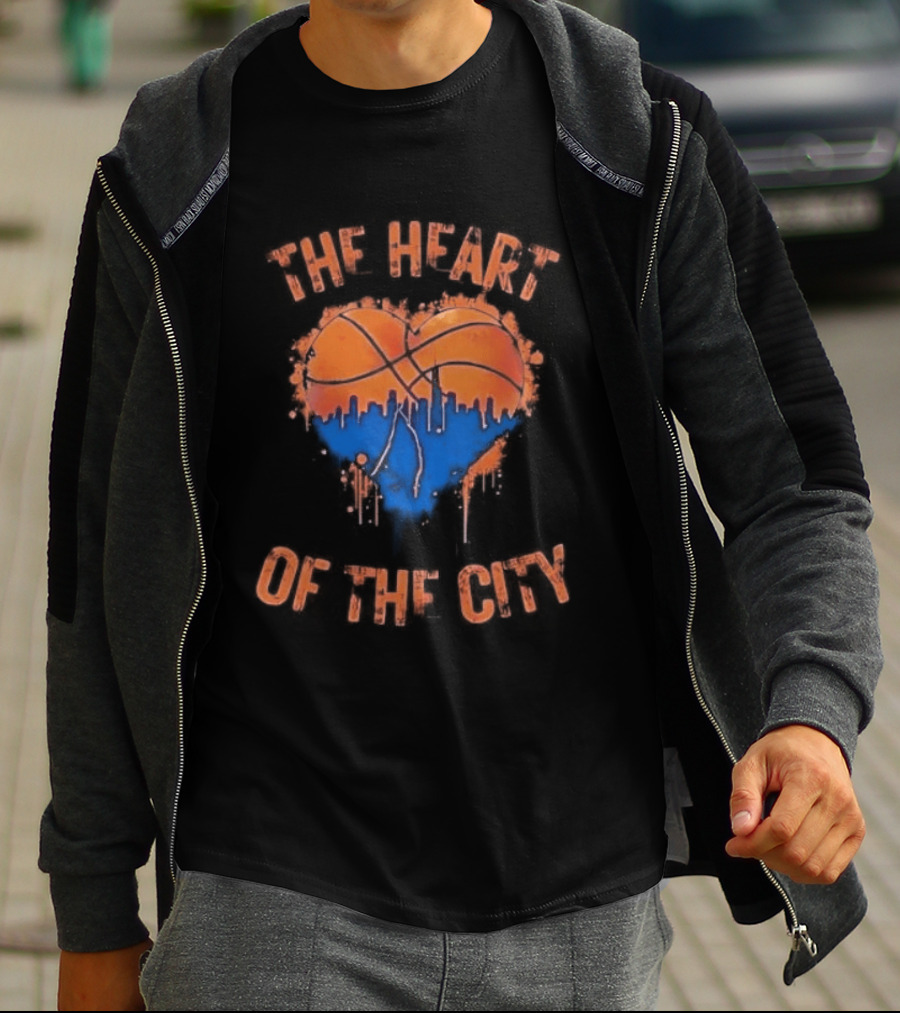 New York Knicks Heart Of The City Skyline Basketball T-Shirt