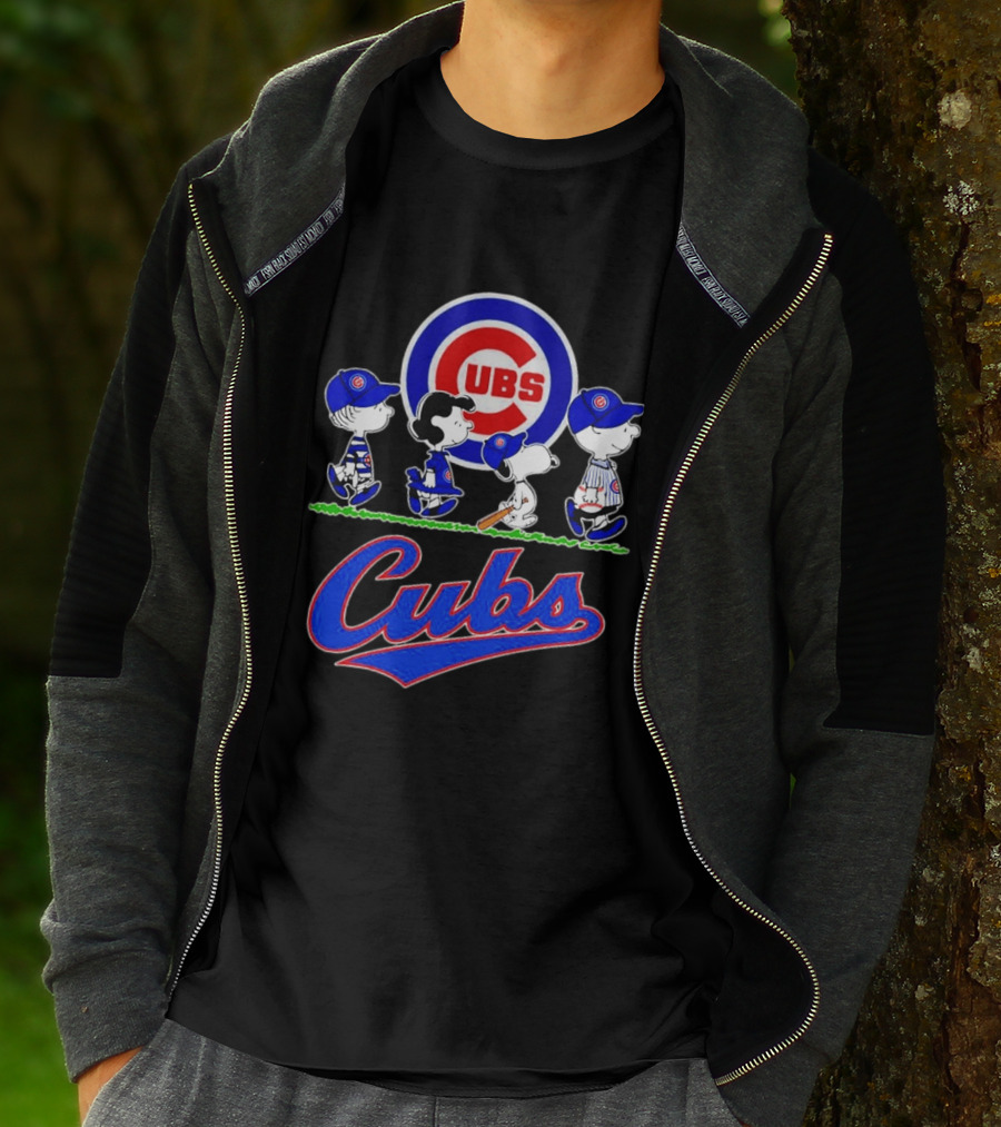 Chicago Cubs Peanuts Characters Walking 2026 T-Shirt
