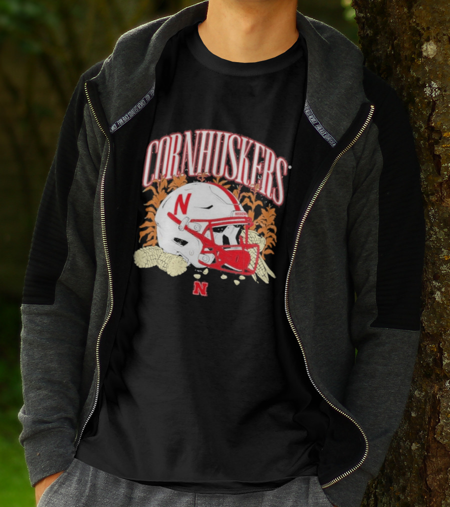 Cornhuskers Nebraska Football Helmet Ncaa Corn Stalks Iconic Red Letter N T-Shirt