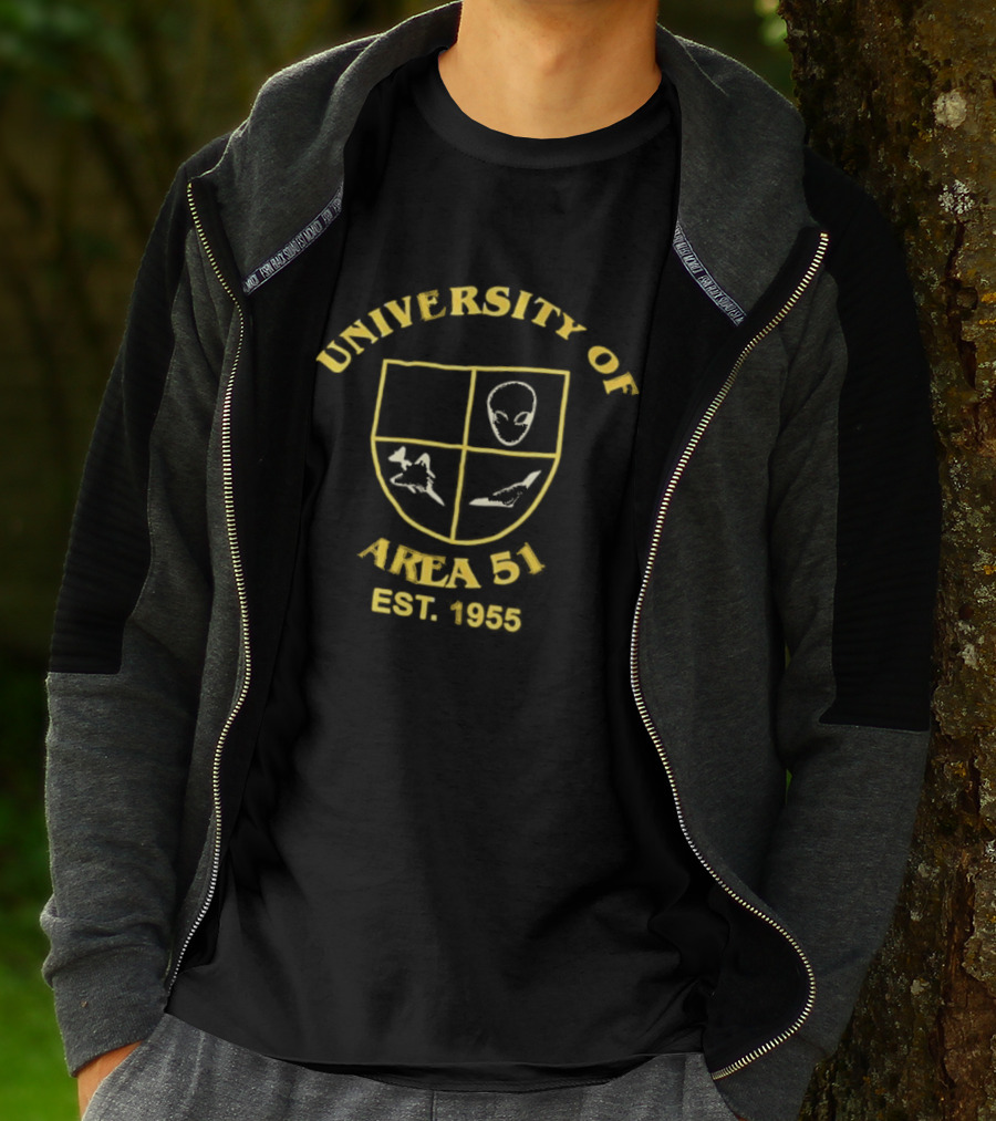 University Of Area 51 Est. 1955 Alien Crest T-Shirt
