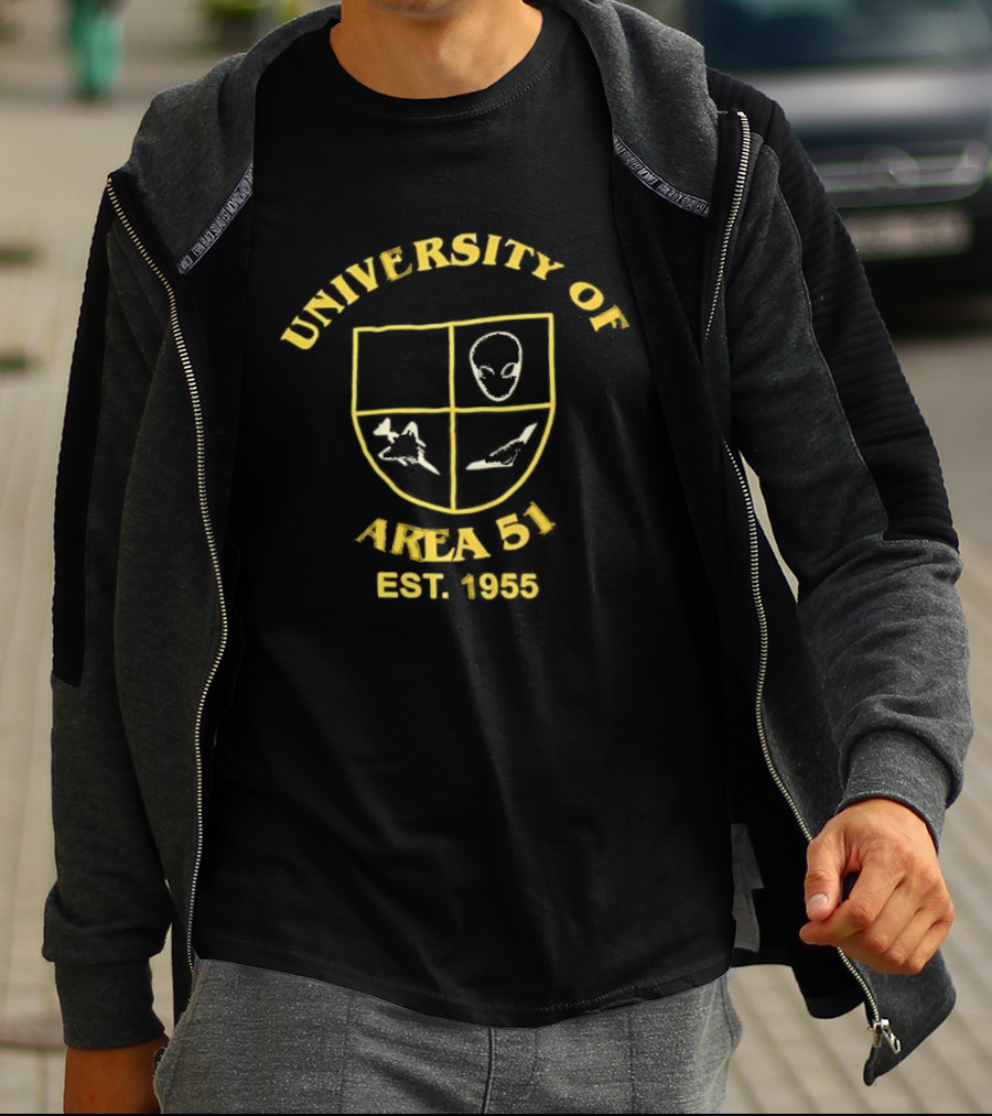 University Of Area 51 Est. 1955 Alien Crest T-Shirt