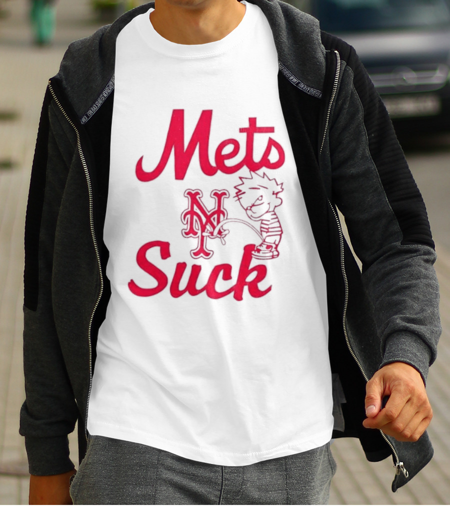 Mets Suck Peeing New York Baseball Fan Humor T-Shirt
