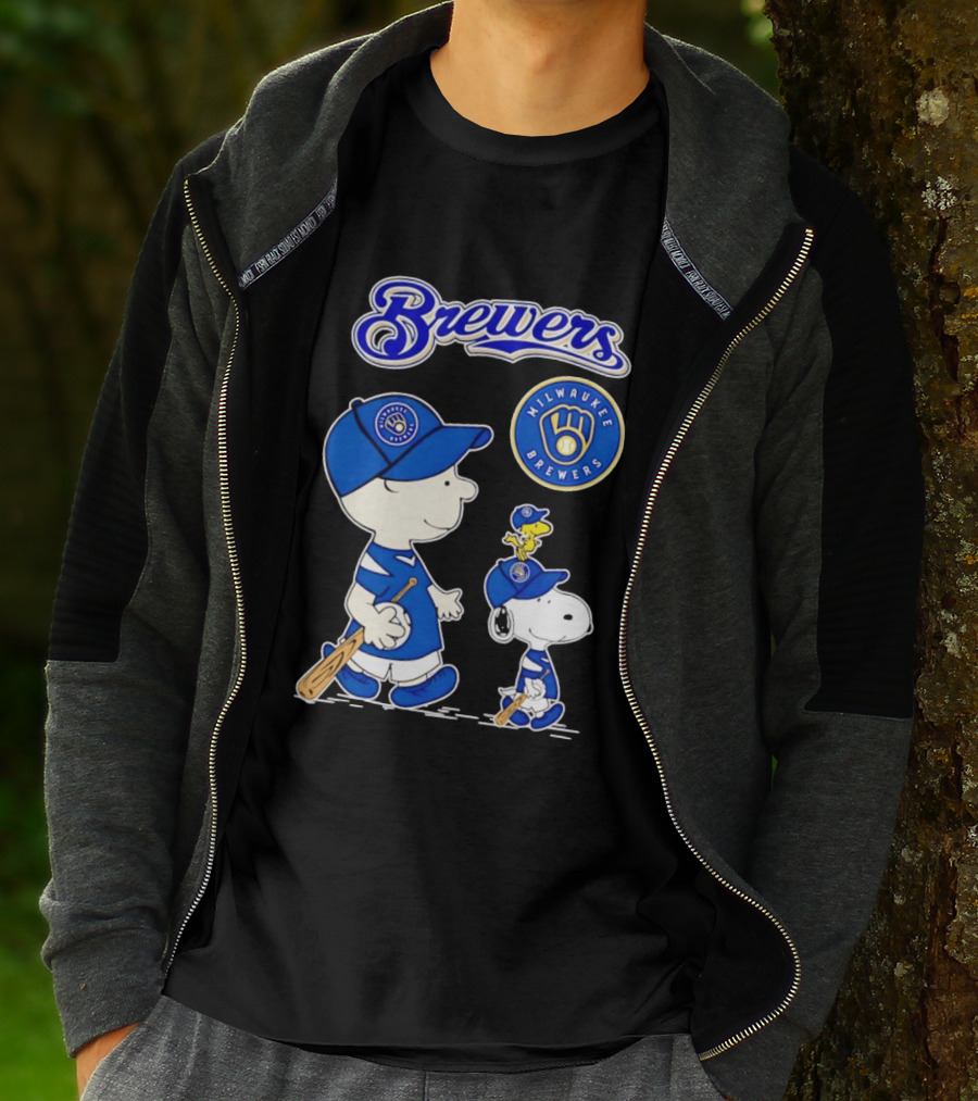 Brewers Charlie Brown Snoopy Woodstock Milwaukee Brewers T-Shirt