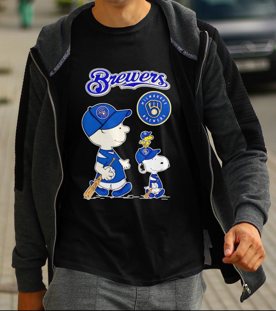 Brewers Charlie Brown Snoopy Woodstock Milwaukee Brewers T-Shirt