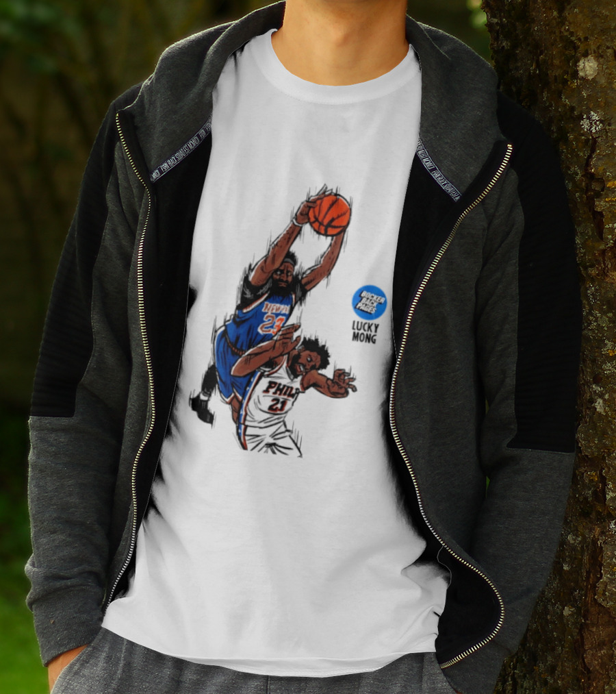 Knicks Vs 76ers Game 4 Iconic Moment Joel Embiid Mitchell Robinson NBA Matchup T-Shirt
