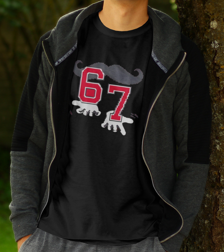 Cincinnati Reds 67 Beard Meme Moustache Hands T-Shirt