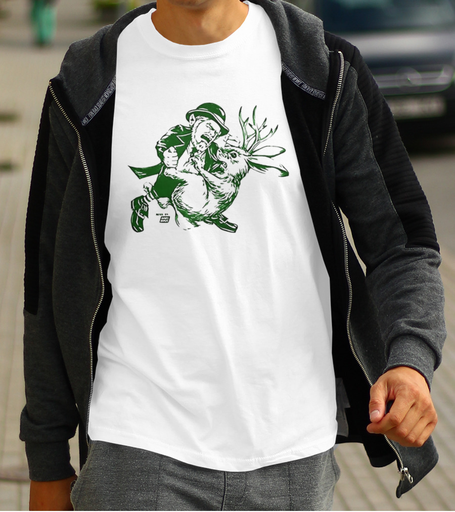 It's Always Sunny Charlie Kelly Leprechaun Versus Jackelope Iconic Character Battle T-Shirt