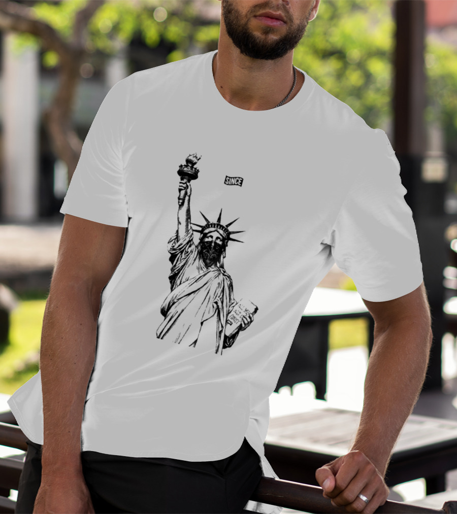 Since 1982 Liberty Statue Vintage New York T-Shirt