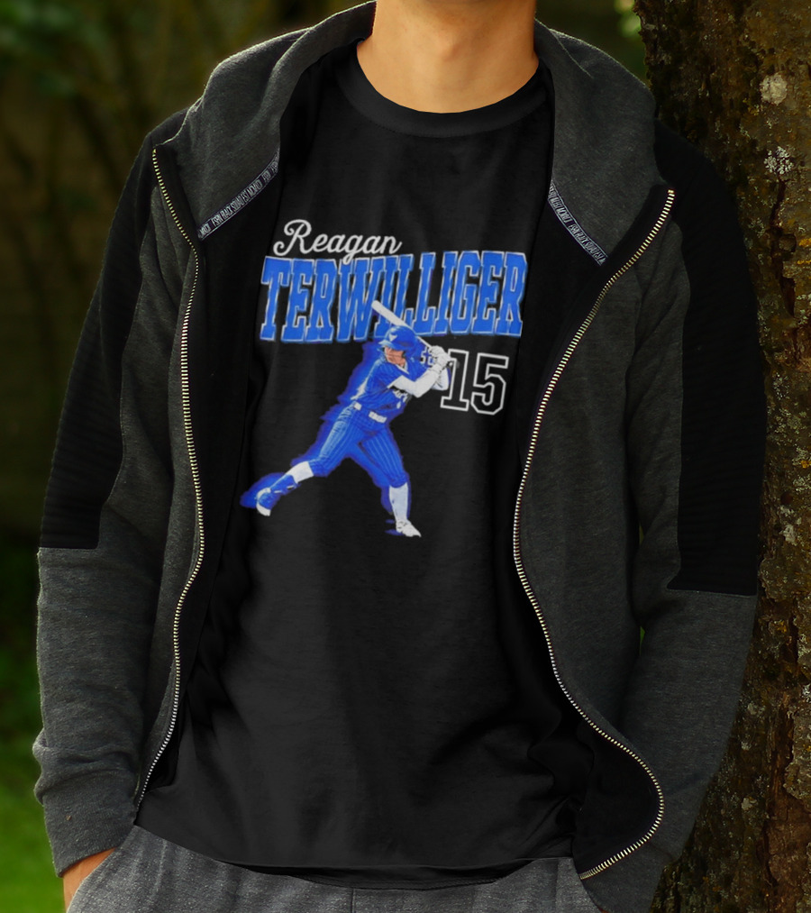 Reagan Terwilliger 15 Buffalo Bulls Softball Player Swing T-Shirt