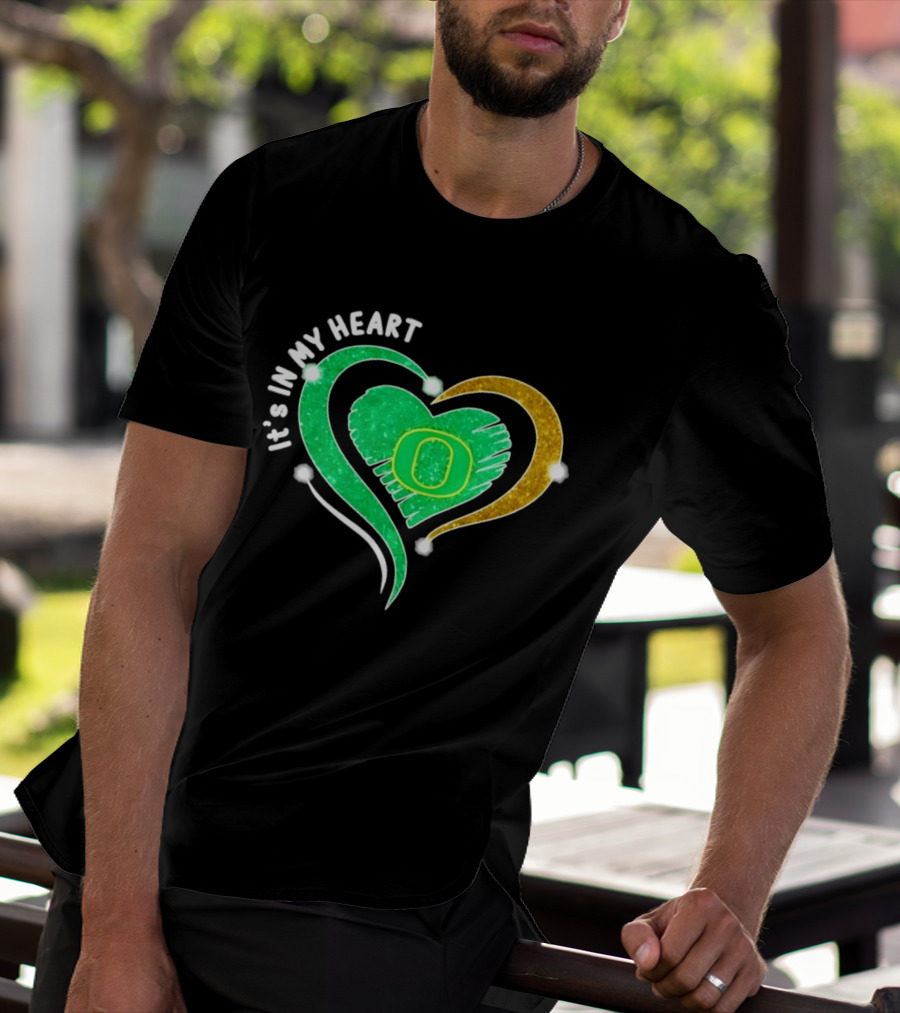 Oregon Ducks Heart 2026 Football Fan Pride T-Shirt