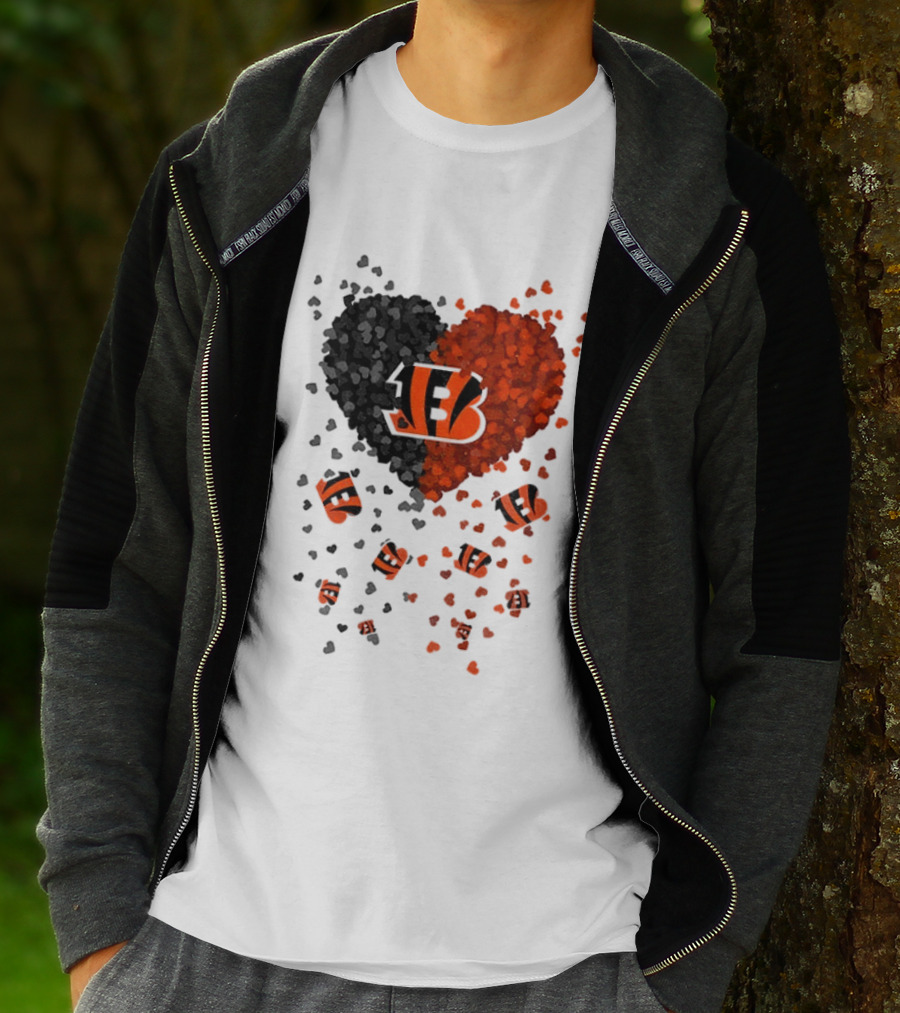 Cincinnati Bengals Heart 2026 Football Fan Love Collection T-Shirt