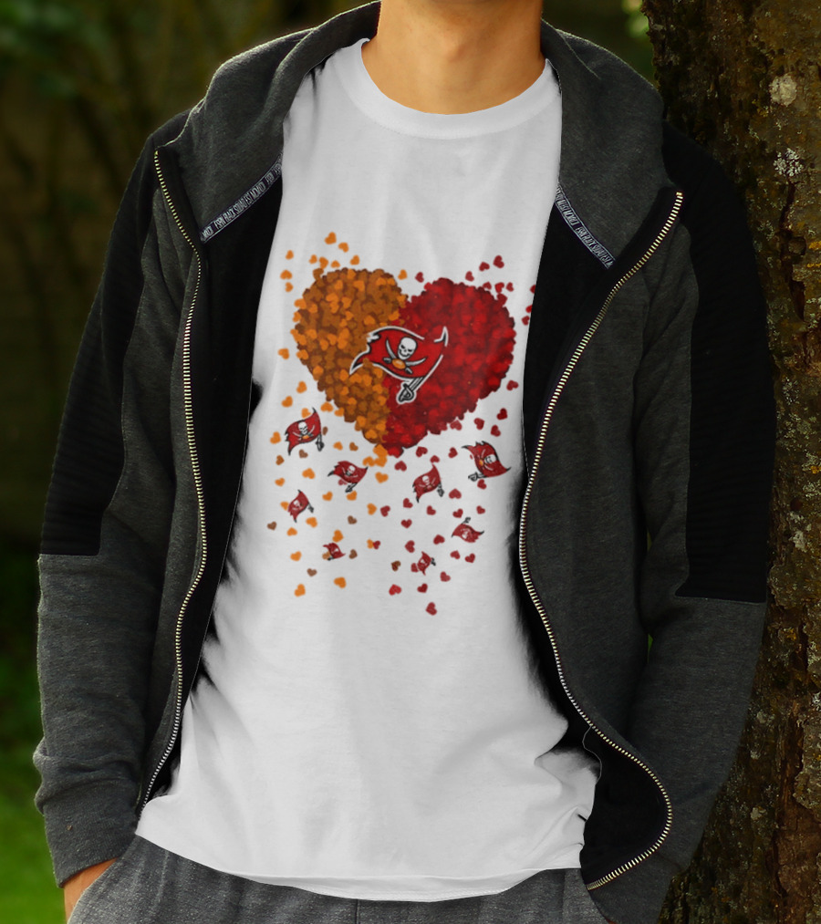 Heart Tampa Bay Buccaneers Football 2026 Iconic Team Spirit T-Shirt
