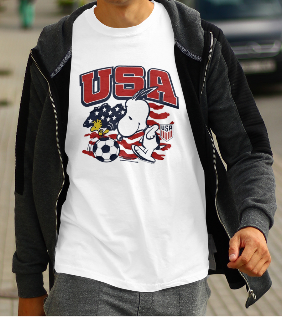 USA Soccer Snoopy And Woodstock Peanuts Characters With American Flag T-Shirt