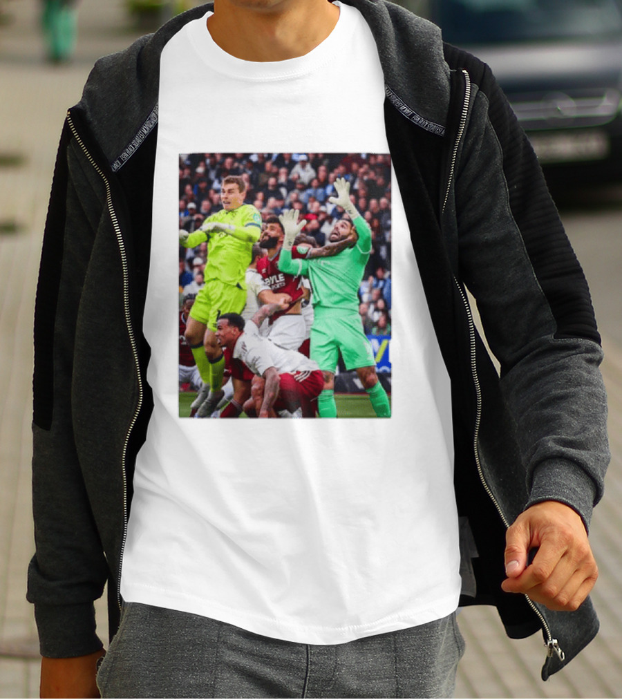Pablo Fouled David Raya Boyle Sports Sportswear T-Shirt