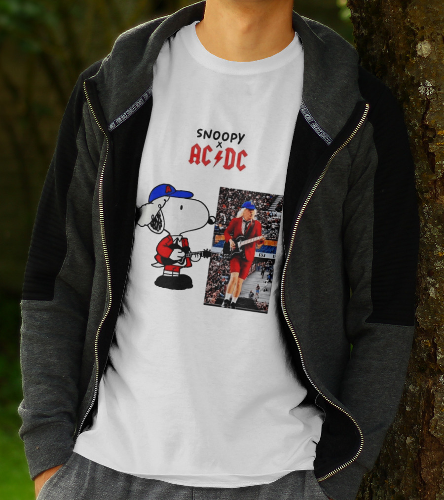 Snoopy Peanuts AC DC Angus Young Rock Concert T-Shirt