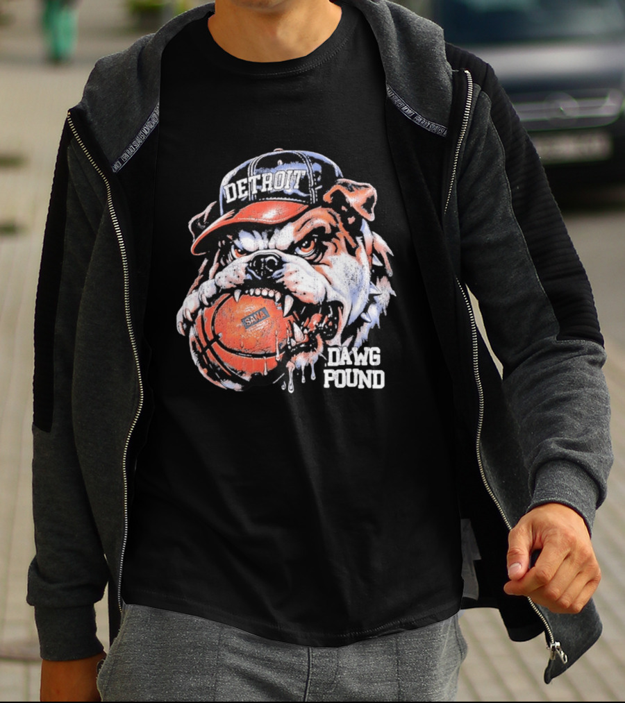 Detroit Bulldog Holding Basketball Dawg Pound T-Shirt