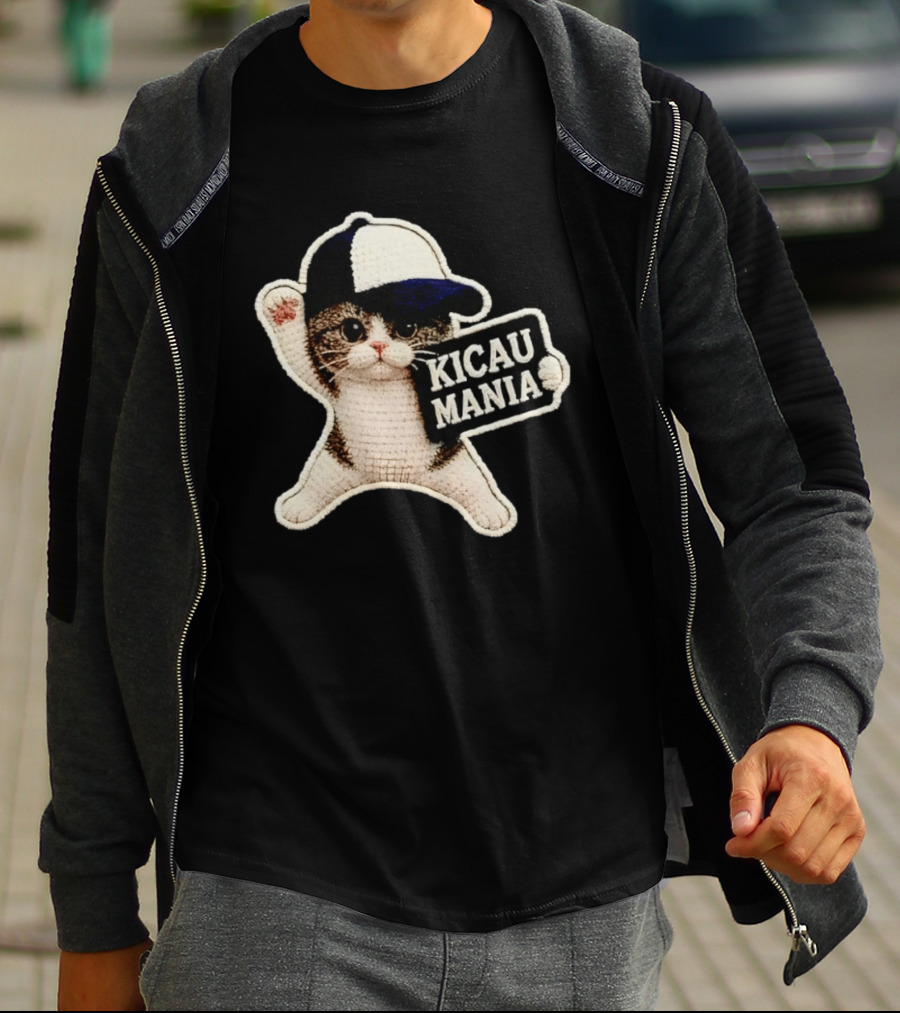 Kicau Mania Crochet Cat With Baseball Cap T-Shirt
