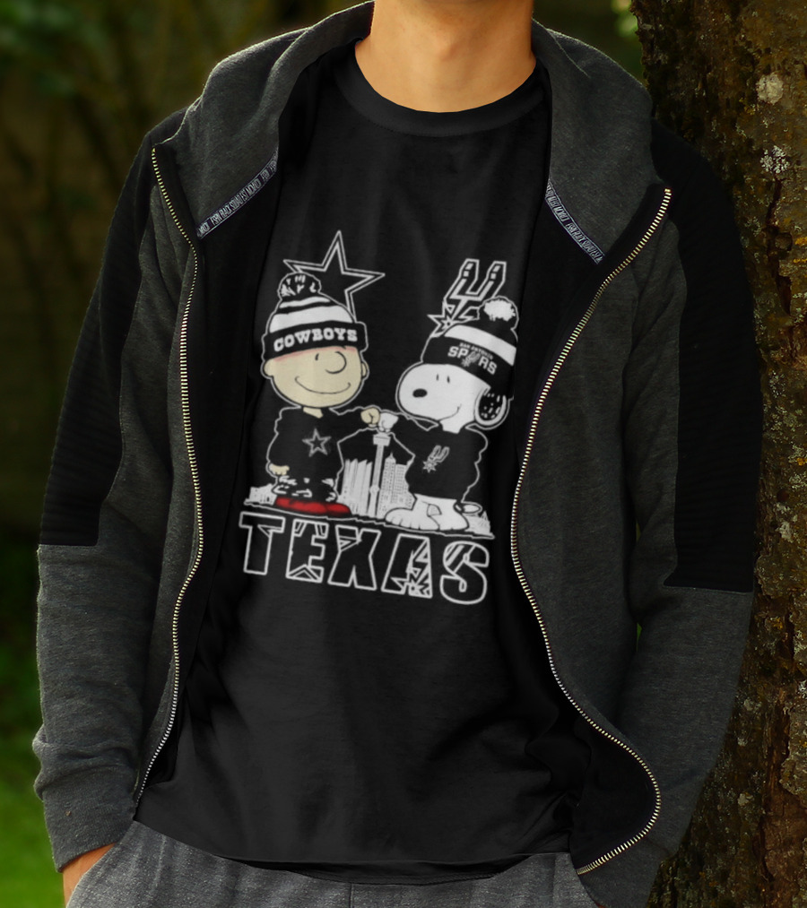 Snoopy And Charlie Brown Cowboys Spurs Texas Skyline T-Shirt