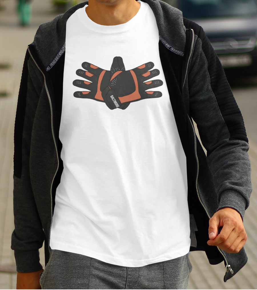 Baltimore Orioles Flapping Wings Baseball Gloves T-Shirt