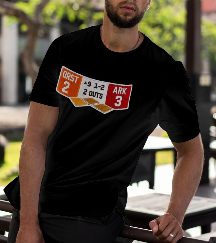 Oregon State Beavers 2 Arkansas Razorbacks 3 Score 2 Outs Bottom Ninth Inning T-Shirt