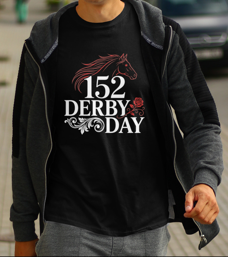152 Derby Day Horse Racing Event With Floral And Horse Head T-Shirt