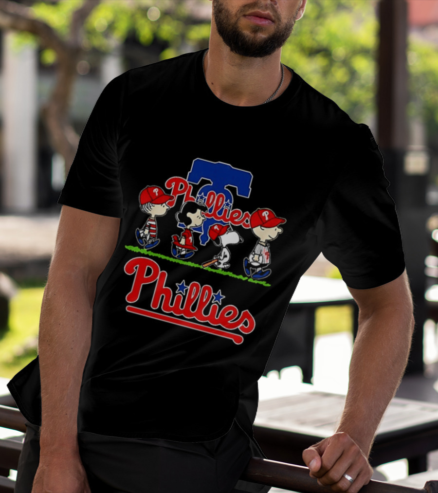 Snoopy Charlie Brown Linus Lucy Phillies Baseball 2026 T-Shirt