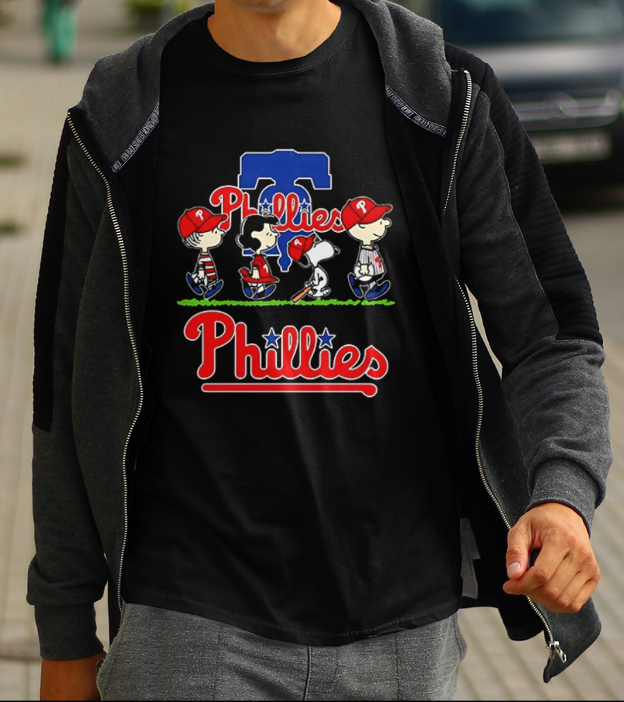 Snoopy Charlie Brown Linus Lucy Phillies Baseball 2026 T-Shirt
