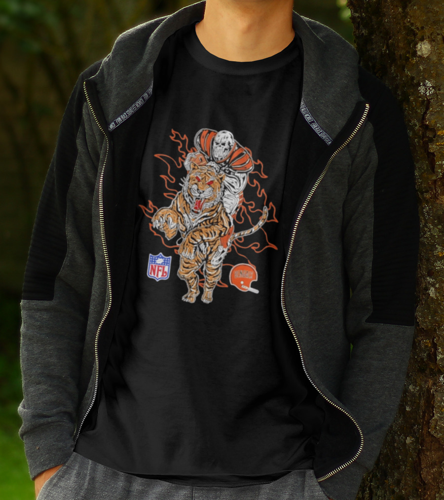 Cincinnati Bengals NFL Tiger Skeleton Rider Warren Lotas Collaboration T-Shirt