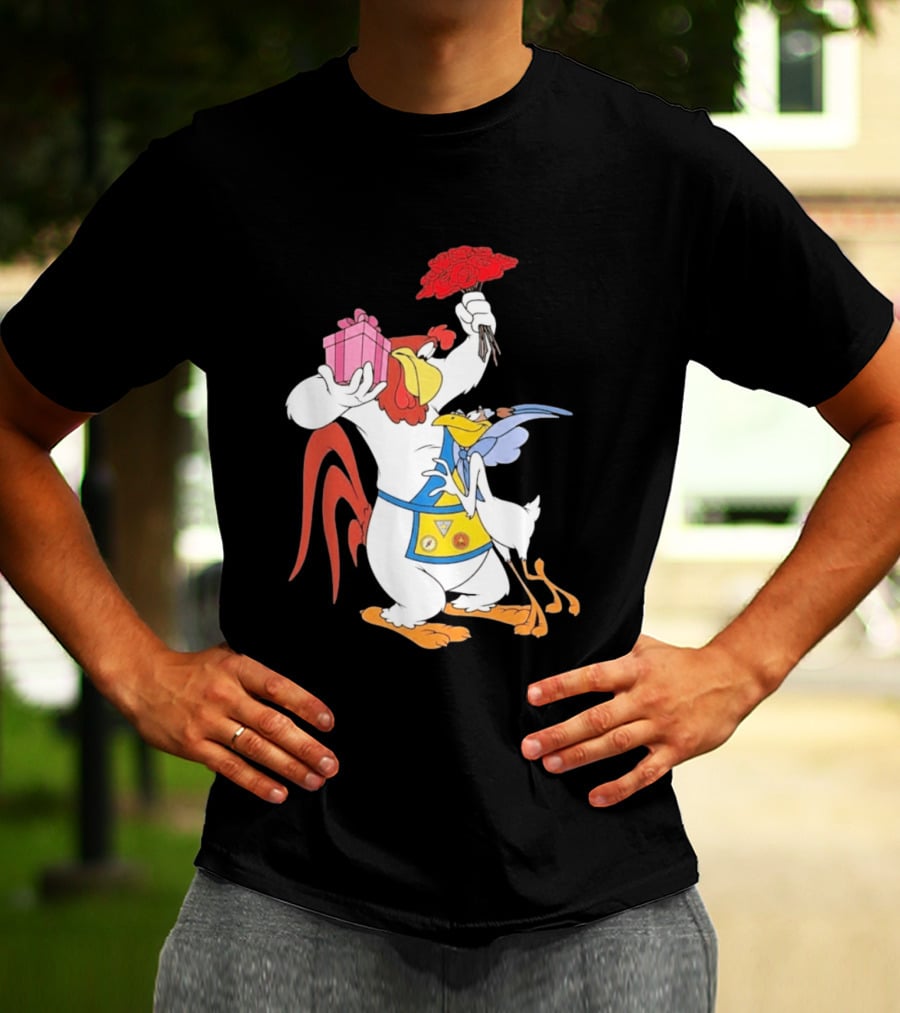 Foghorn Leghorn Miss Prissy Holding Roses And Gift Valentine Looney Tunes T-Shirt