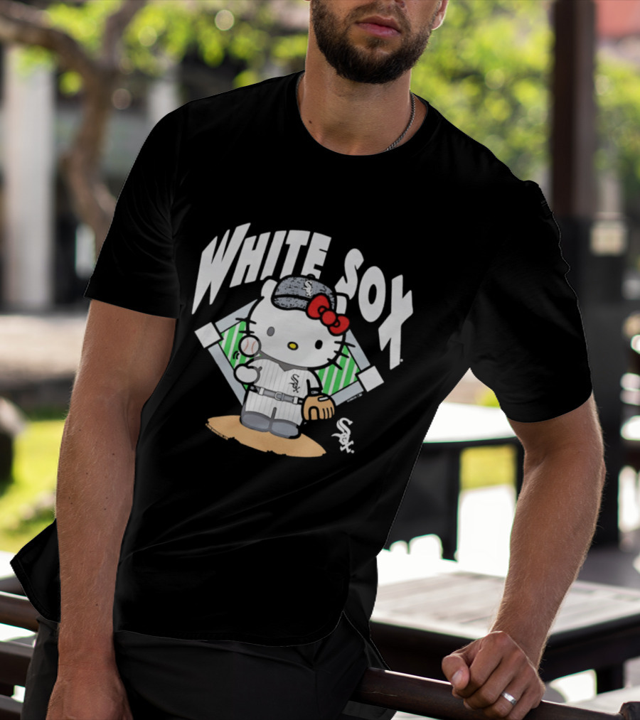 Hello Kitty Playing Baseball With Chicago White Sox T-Shirt
