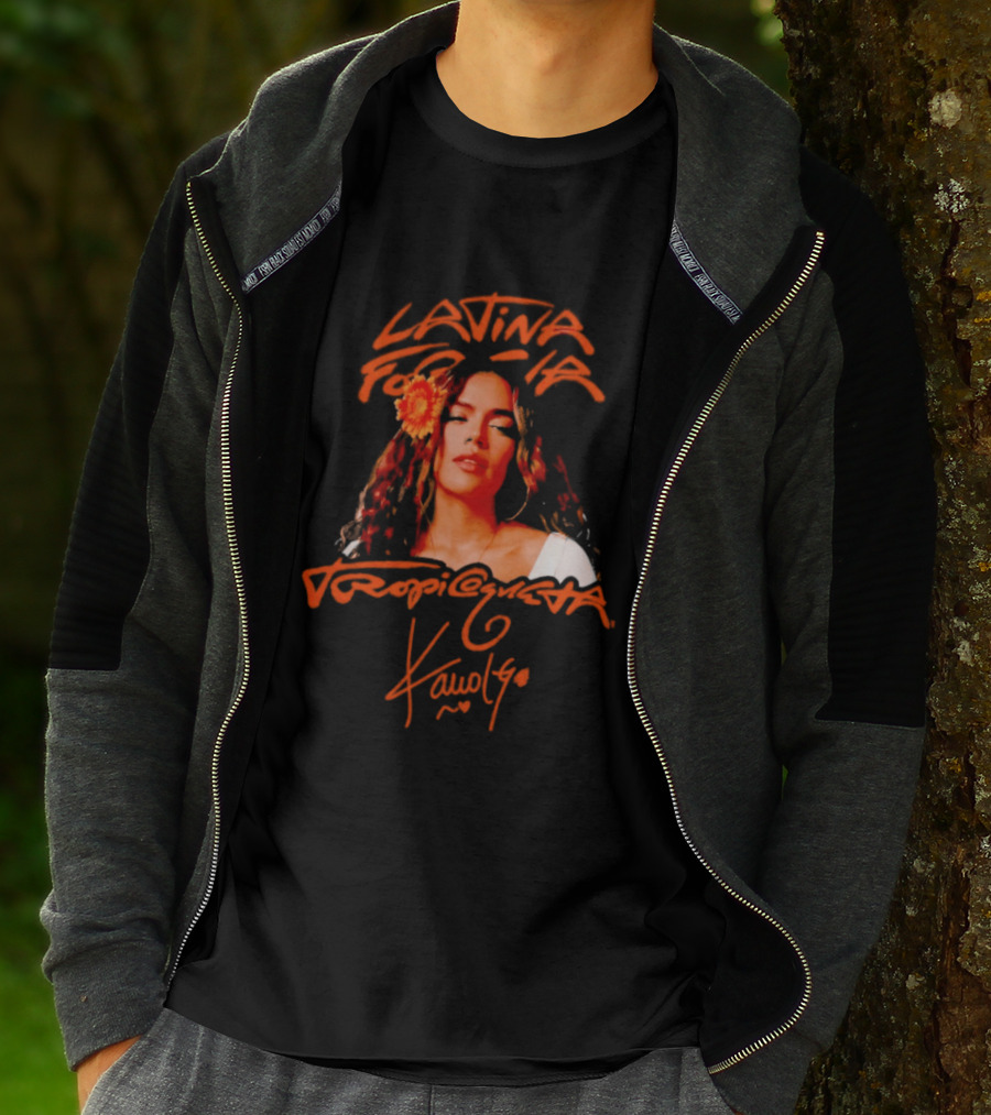 Latina Por El Mundo Tropiquesa Karol G T-Shirt